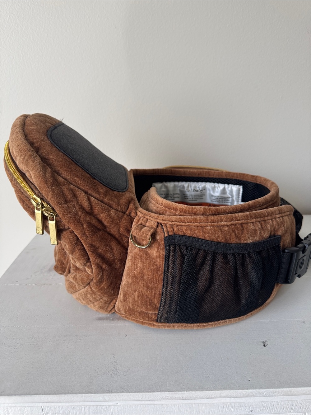 Tushbaby Sable Velvet Hip Carrier with hands free attachment